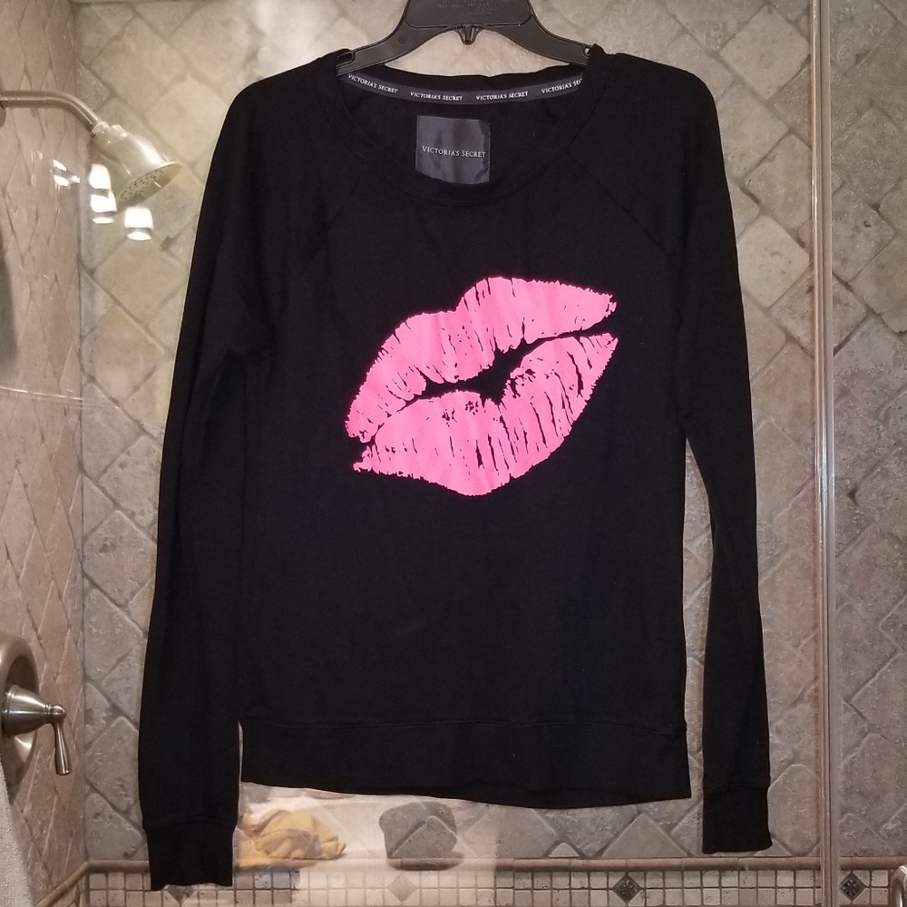 Victoria's Secret, Lips Sweatshirt